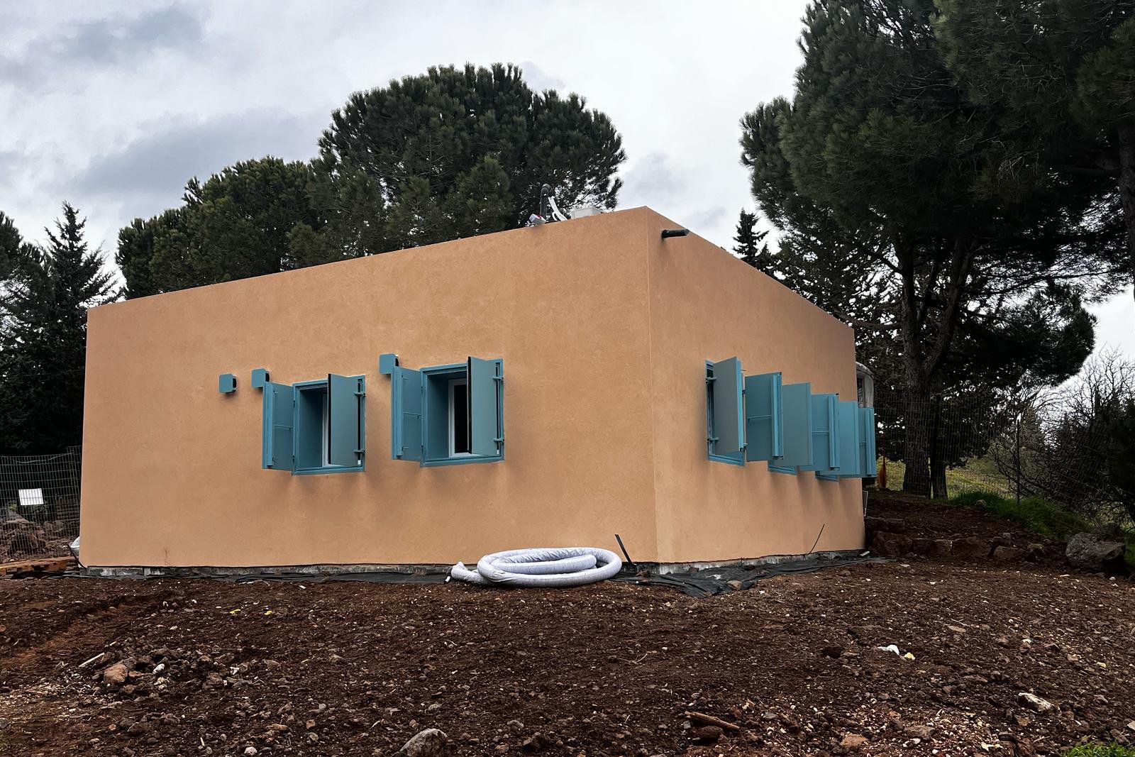 daystar-israel-projects-Forest-School-Shelter-1